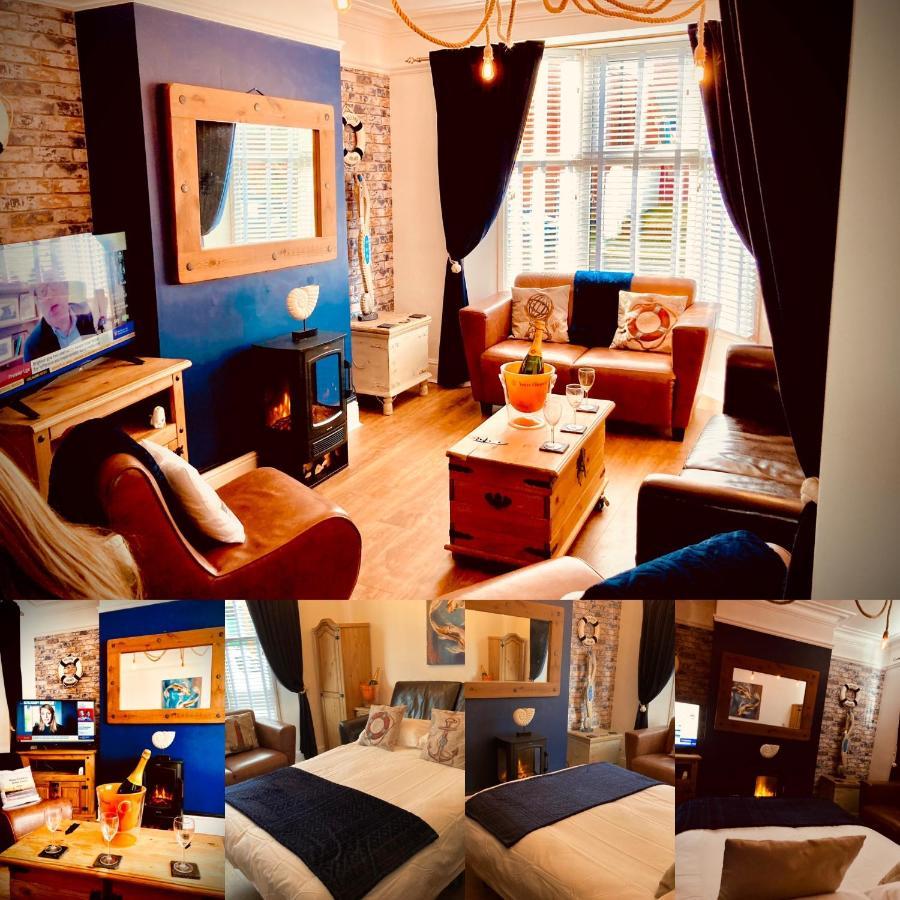 Falcon Retreat Whitby Villa Dış mekan fotoğraf